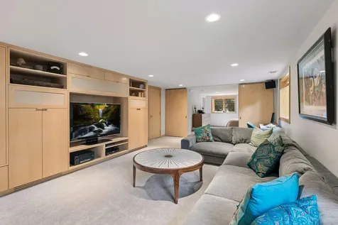 3225 W 38th Street Minneapolis MN 55410
