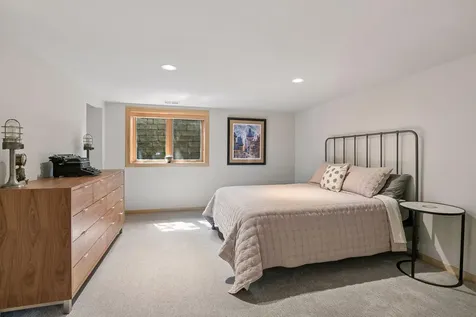 3225 W 38th Street Minneapolis MN 55410