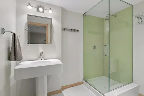 3225 W 38th Street Minneapolis MN 55410