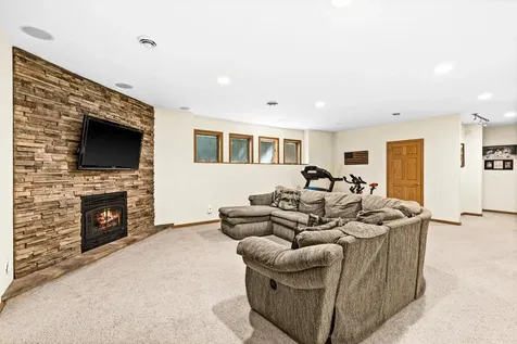 2605 Marcus Circle Cloquet MN 55720