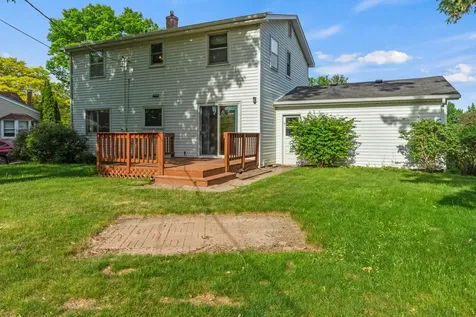 2195 Burr Street N Maplewood MN 55117