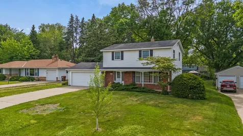 2195 Burr Street N Maplewood MN 55117