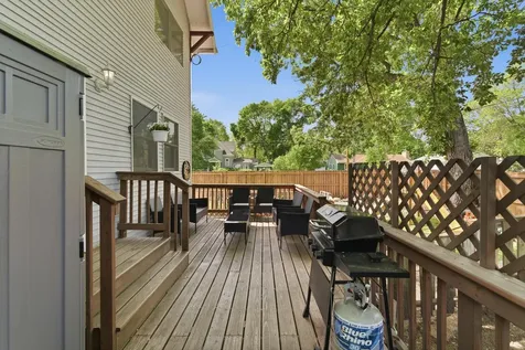828 Baker Avenue Mankato MN 56001
