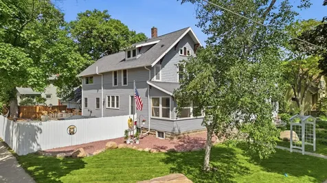 828 Baker Avenue Mankato MN 56001
