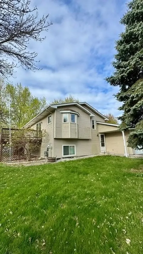 10635 62nd Street NE Albertville MN 55301