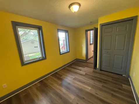 878 Monroe Court Saint Paul MN 55102