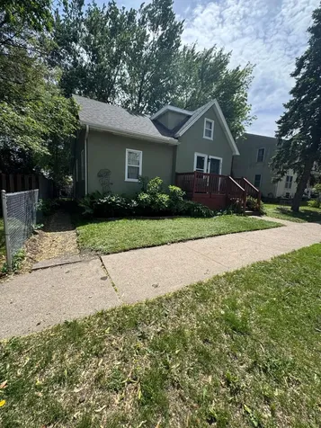 878 Monroe Court Saint Paul MN 55102