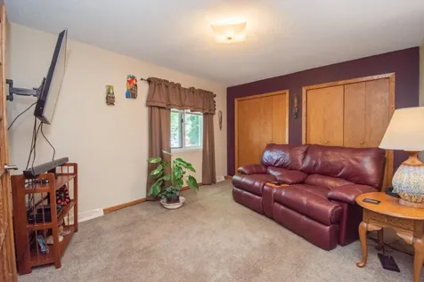 3401 Par Street N Fargo ND 58102