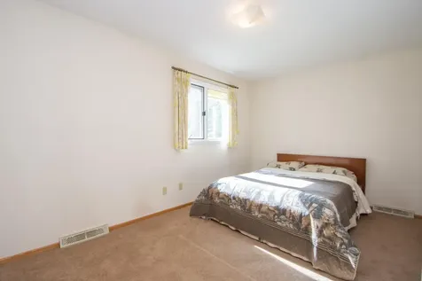 3401 Par Street N Fargo ND 58102