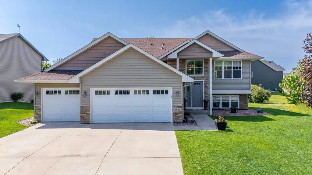 4882 87th Street NE Monticello MN 55362
