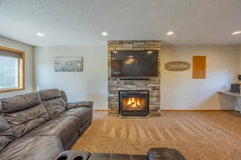 4882 87th Street NE Monticello MN 55362