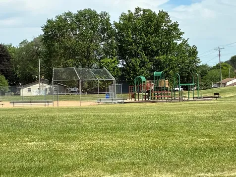 202 19th Avenue S South Saint Paul MN 55075