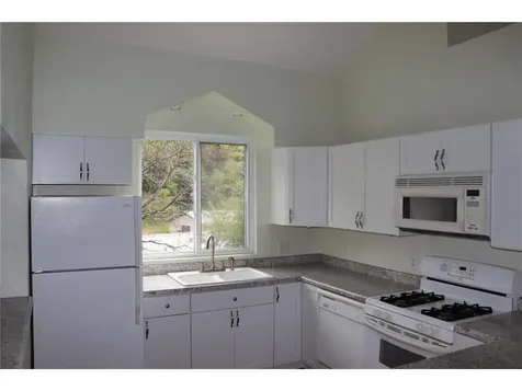 495 North Street Fountain City WI 54629