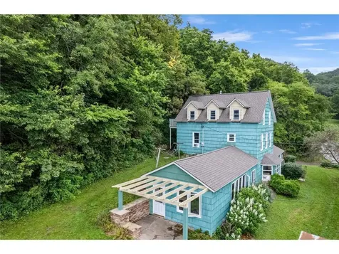 495 North Street Fountain City WI 54629