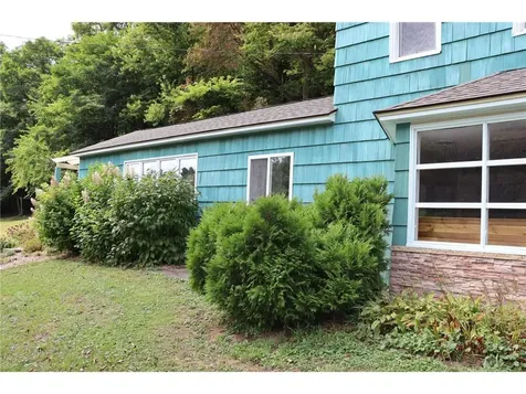 495 North Street Fountain City WI 54629