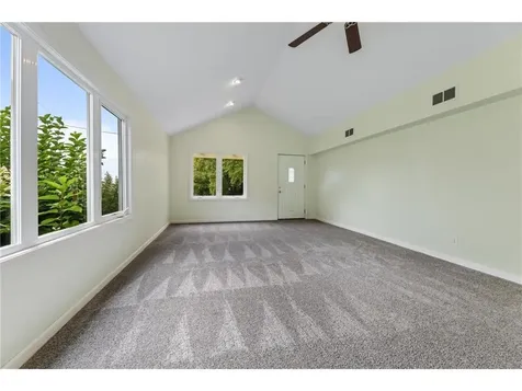 495 North Street Fountain City WI 54629