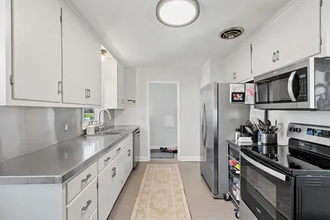 2554 Xenwood Avenue S Saint Louis Park MN 55416