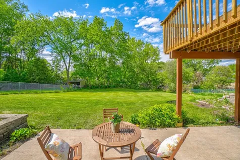 6878 Upper 28th Street N Oakdale MN 55128