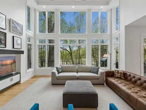 25695 Maple View Court Shorewood MN 55331