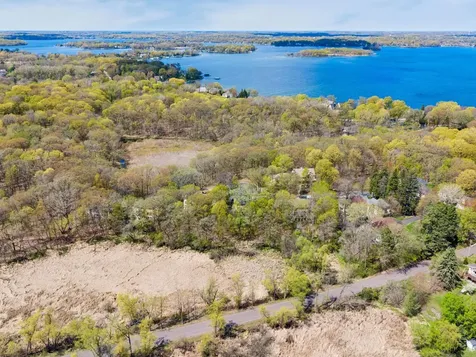 25695 Maple View Court Shorewood MN 55331