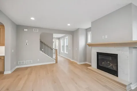 5830 Freeland Bay N Hugo MN 55038