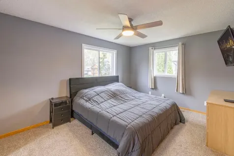 2016 84th Avenue N Brooklyn Park MN 55444