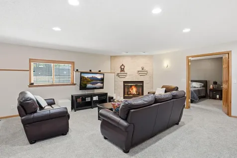 13076 180th Avenue NW Elk River MN 55330