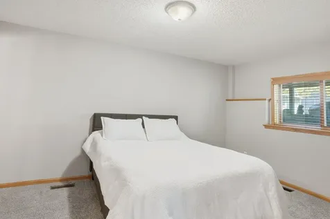 13076 180th Avenue NW Elk River MN 55330
