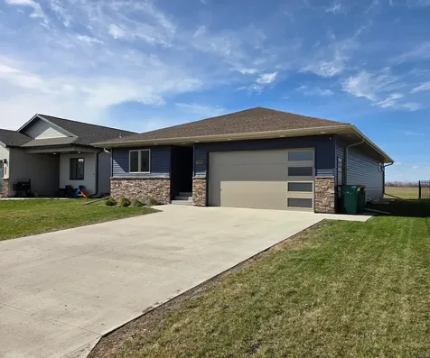 1882 18th Avenue N Wahpeton ND 58075