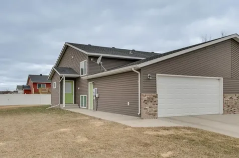 2524 7th Court W West Fargo ND 58078