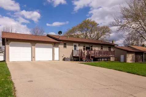 811 Roosevelt Street Alexandria MN 56308