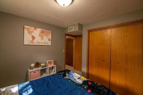811 Roosevelt Street Alexandria MN 56308