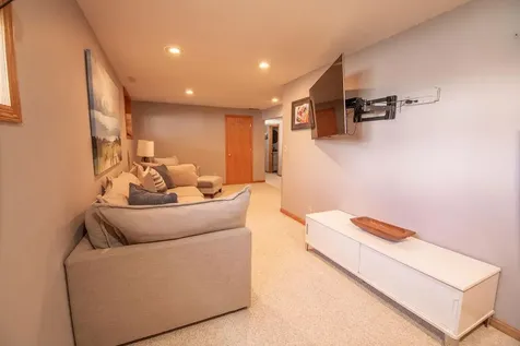 811 Roosevelt Street Alexandria MN 56308