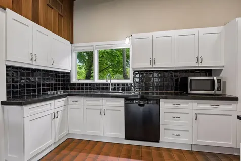 2211 S Hill Lane Saint Louis Park MN 55416