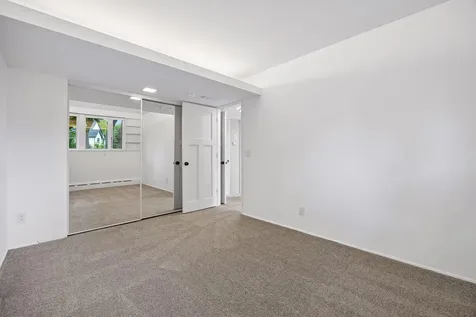 2211 S Hill Lane Saint Louis Park MN 55416