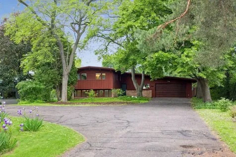 2211 S Hill Lane Saint Louis Park MN 55416
