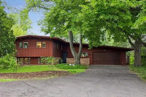 2211 S Hill Lane Saint Louis Park MN 55416