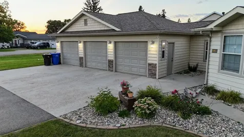 1994 Longview Drive Detroit Lakes MN 56501