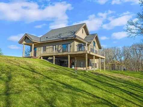 47069 425th Avenue Perham MN 56573