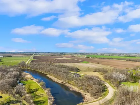 47069 425th Avenue Perham MN 56573