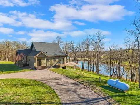 47069 425th Avenue Perham MN 56573