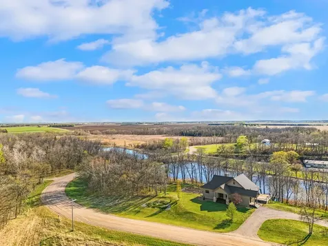 47069 425th Avenue Perham MN 56573