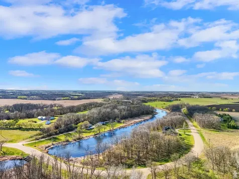 47069 425th Avenue Perham MN 56573