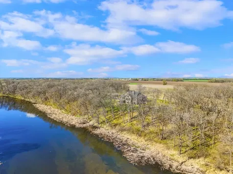 47069 425th Avenue Perham MN 56573