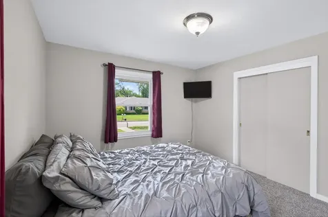 4613 Indiana Avenue N Robbinsdale MN 55422