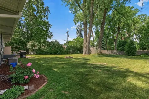 4613 Indiana Avenue N Robbinsdale MN 55422