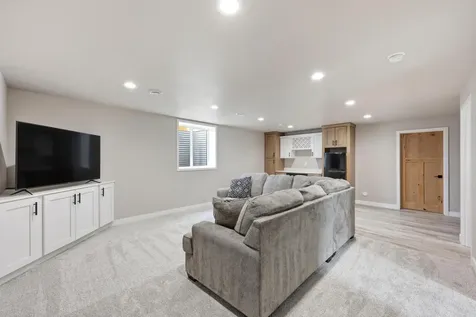 102 Annies Way Mapleton ND 58059