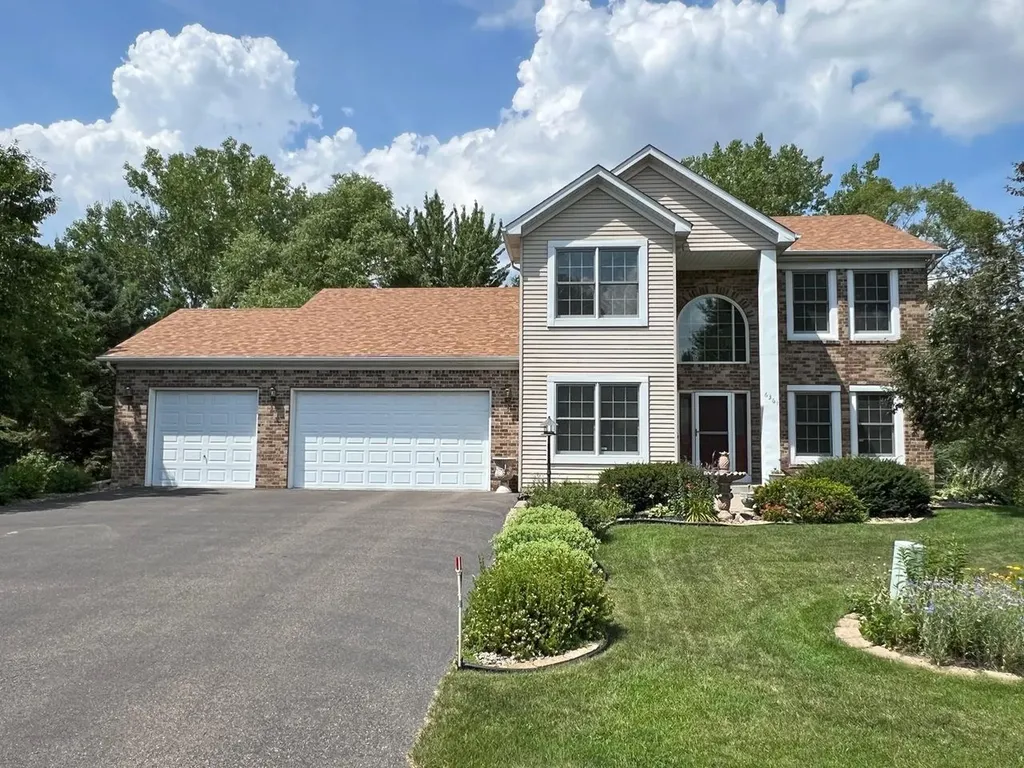 6361 Beckman Court Inver Grove Heights MN 55077