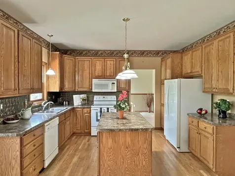 6361 Beckman Court Inver Grove Heights MN 55077