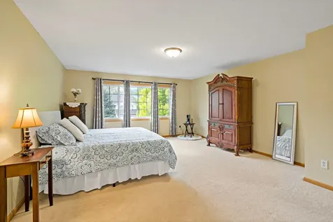2065 Anton Way Shakopee MN 55379